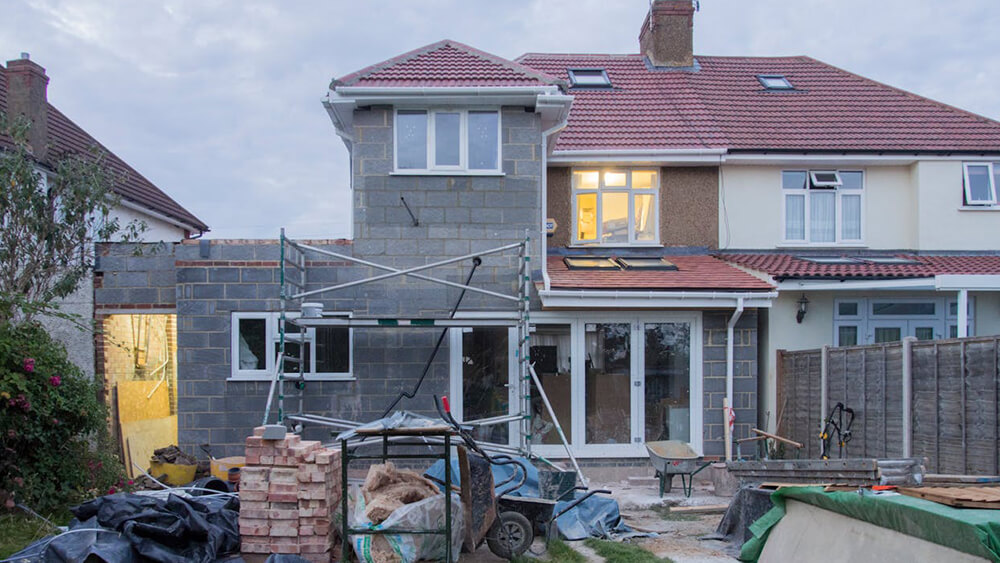 Who Should Consider Full Home Renovation?